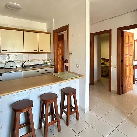 2 Bed With Pool Views In Americas K201 Apartment